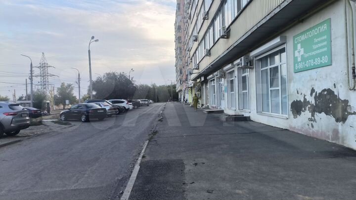 Помещение под аптеку/магазин, 81.6 м²