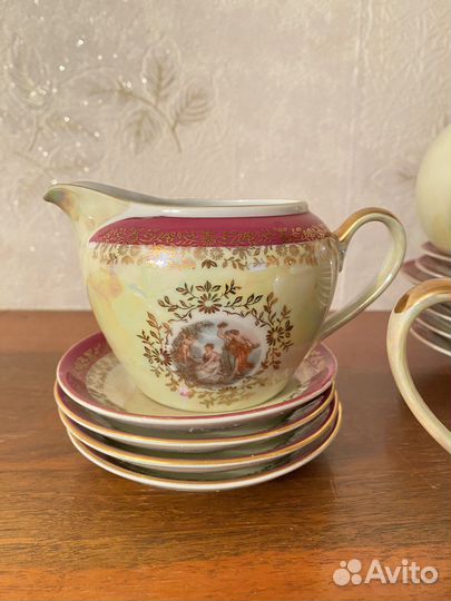 Чашки, сахарница Мадонна