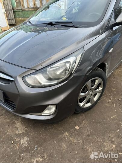 Hyundai Solaris 1.4 МТ, 2011, 240 000 км