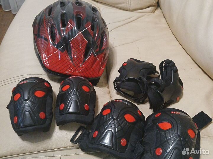 Защита для роликов со шлемом