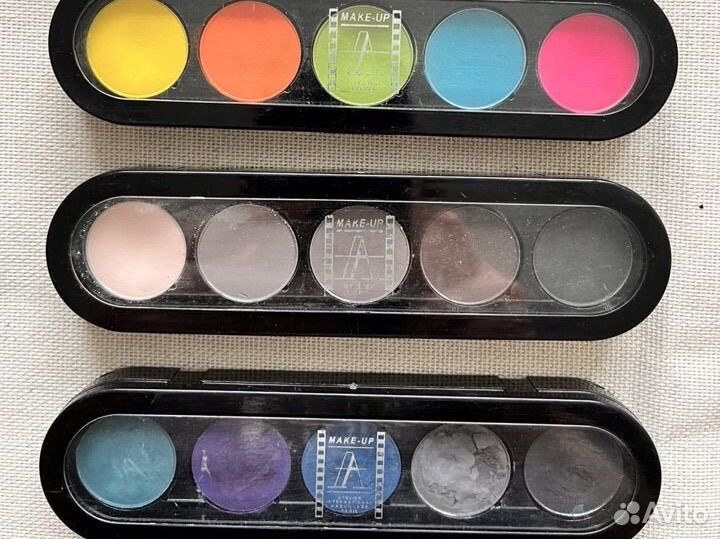 Палитра теней make up atelier