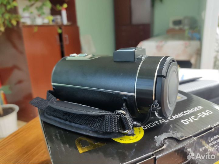 Цифровая видеокамера