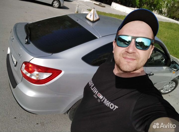 Инструктор по вождению МКПП