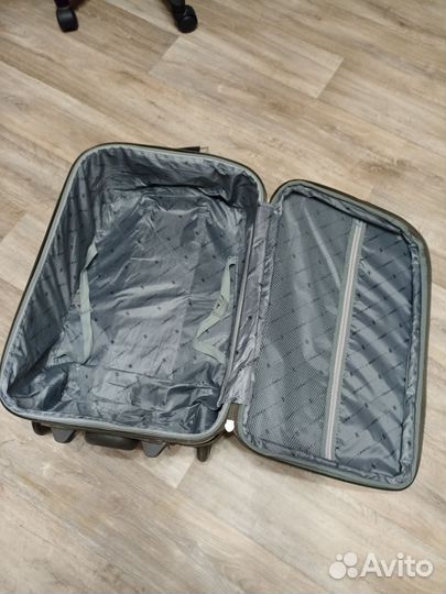 Чемодан journey