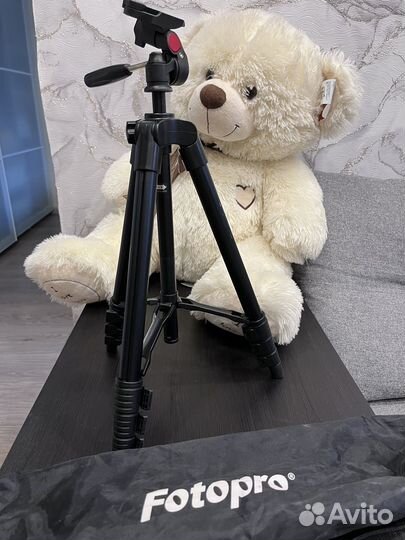 Штатив для фотоаппарата профессиональный
