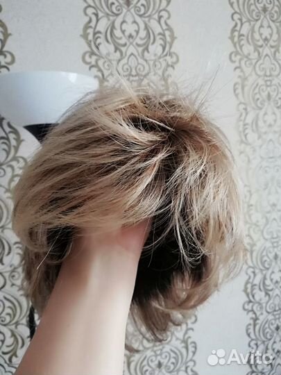 Парик женский
