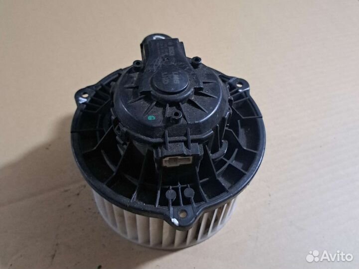 Моторчик печки Киа Спортейдж 3