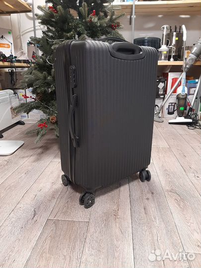 Чемодан на колесах