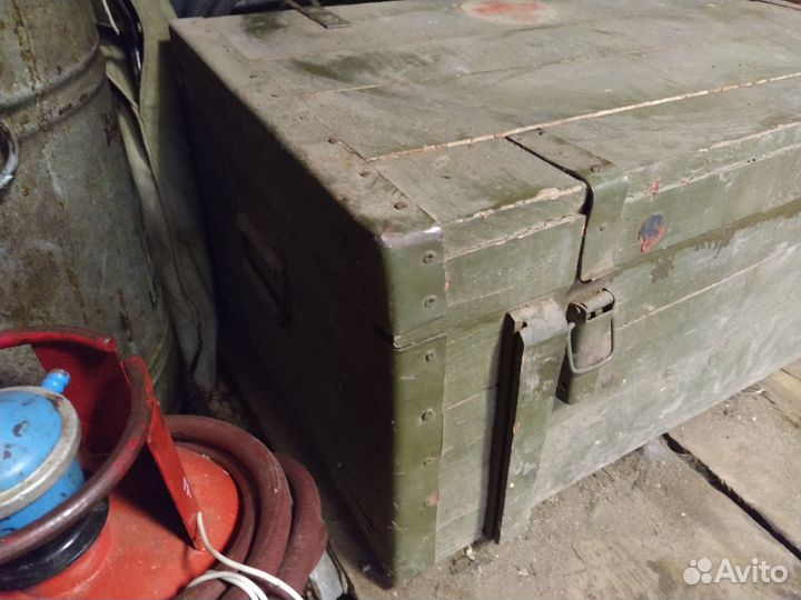 Ящик для хозяйственных нужд