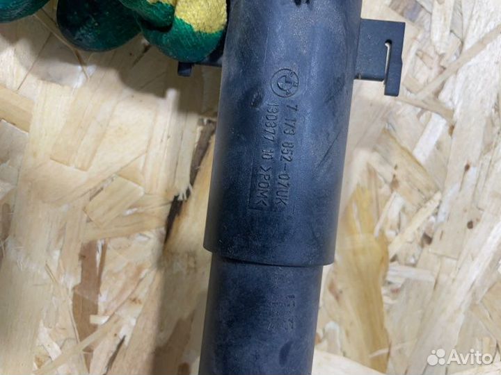 Форсунка омывателя фар правая Bmw X5 E70 N57D30