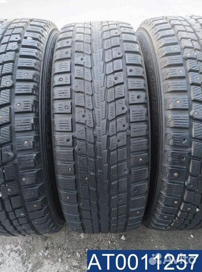 Dunlop SP Winter Ice 01 215/60 R17 98V