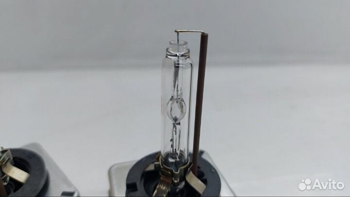 Ксеноновая лампа Mercedes-Benz C W204 6.3 2009