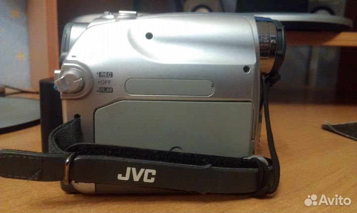 Продам в/к JVC модель GD-D640E