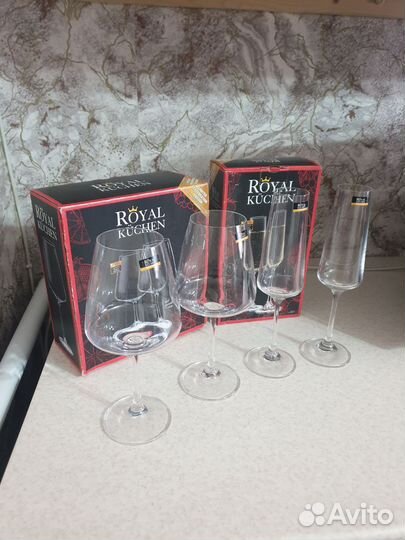 Бокалы для вина и шампанского