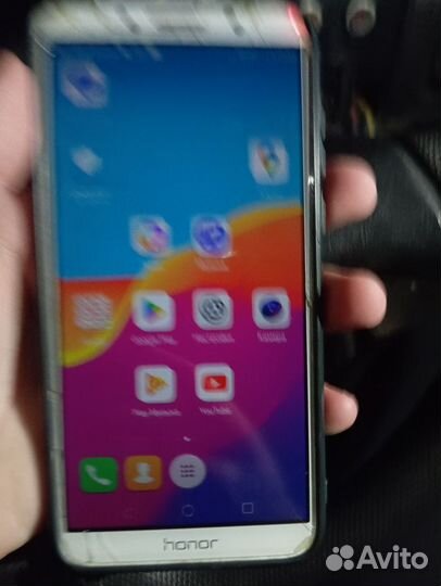 Телефон honor 7а