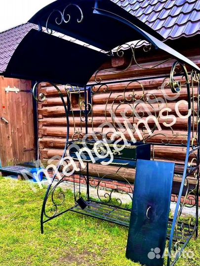 Мангал с крышей