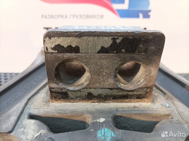 41272825 Подушка двигателя задняя