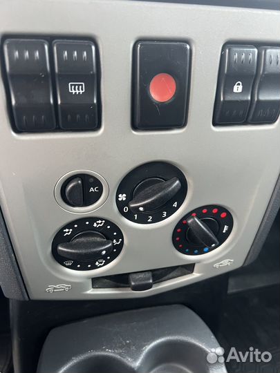 Renault Logan 1.4 МТ, 2008, 240 000 км