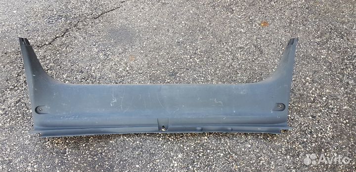 Citroen C4 B7 Накладка на заднюю панель багажника