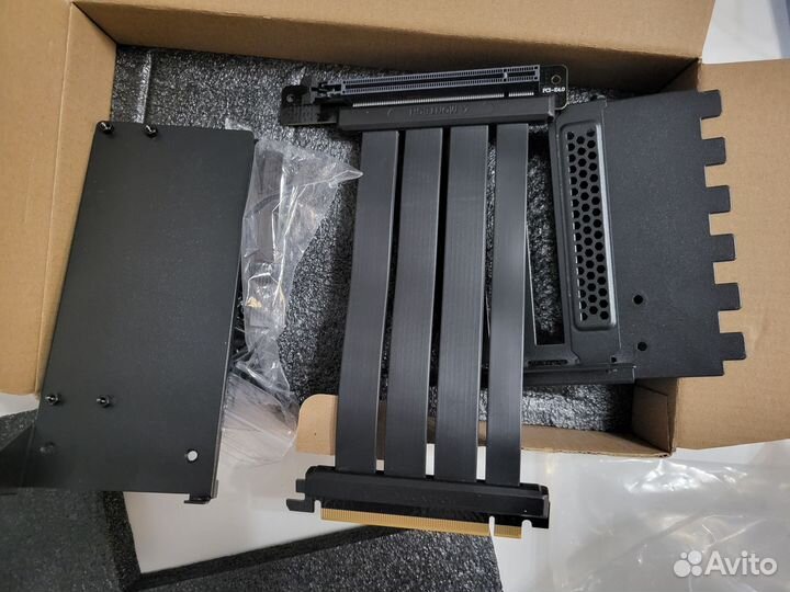 Райзер PCI-E 4.0 Montech VGM Vertical GPU Mounting