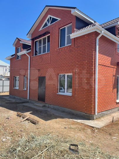 Дом 191 м² на участке 6 сот.