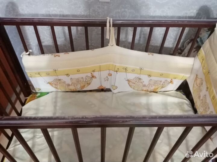 Детская кроватка