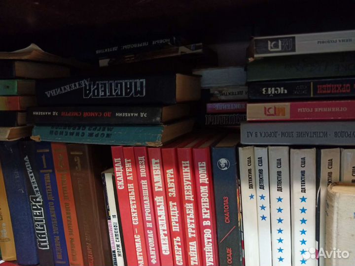 Книги разные,художественная,техническая,историческ