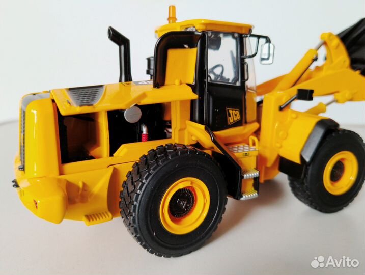 1/50 лесо погрузчик JCB 456 ковш/челюсти/вилы 3в1