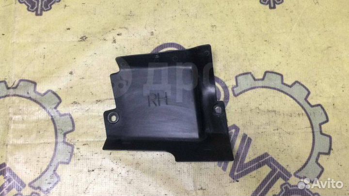 Защита горловины топливного бака задняя правая