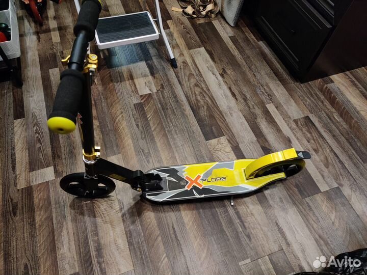 Самокат Explore voltage