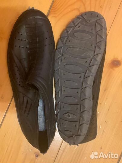 Тапочки резиновые для плавания и рафтинга