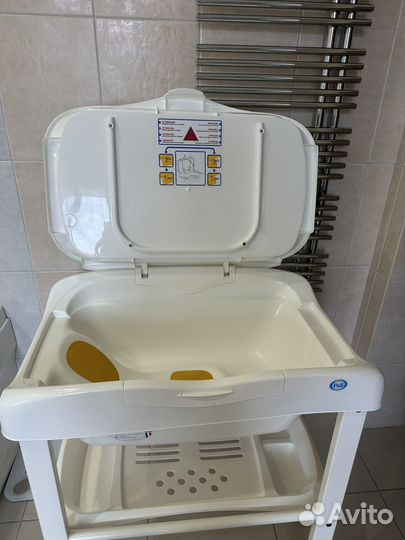 Стол пеленальный с ванной Pali