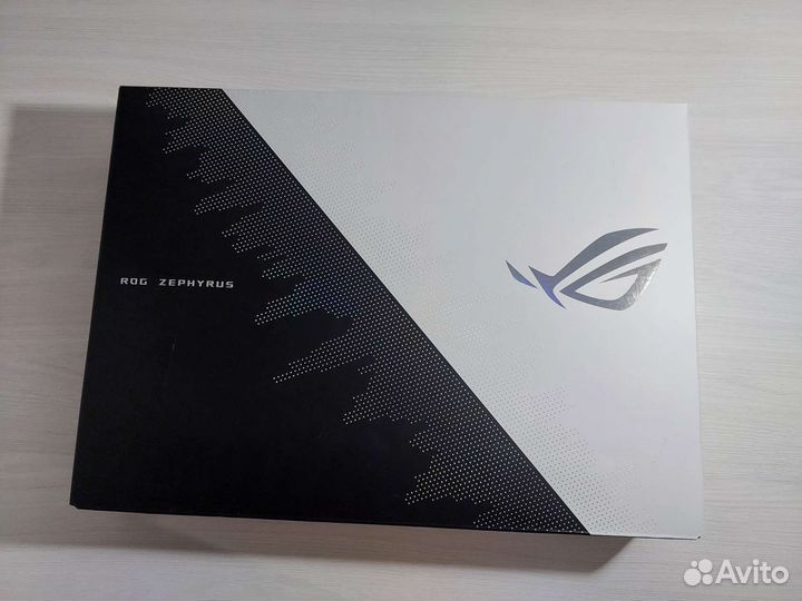 Asus ROG zephyrus m16