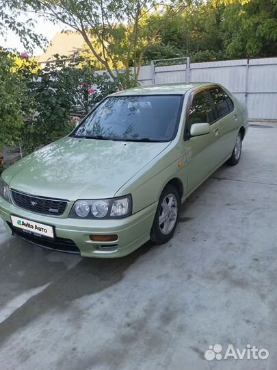 Nissan Bluebird 1.8 AT, 1996, 350 000 км