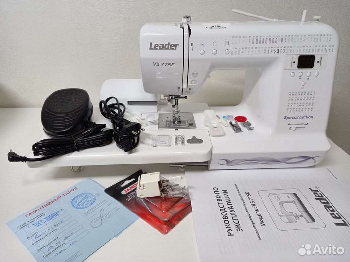 Швейная машинка, оверлок, стол-трансформер