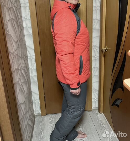 Горнолыжный костюм новый 48-50 размер