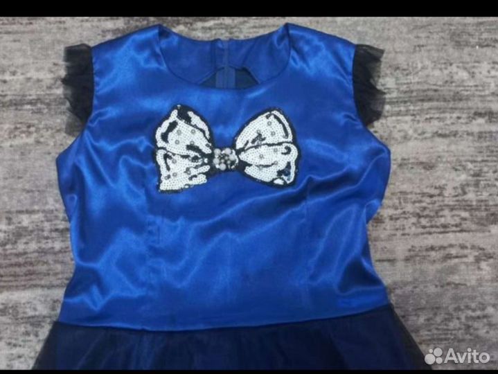 Платье для девочки 146р