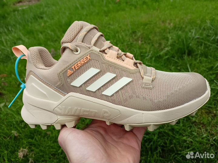 Кроссовки Adidas Terrex Swift R3 Hiking