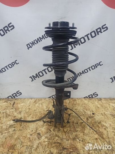 Стойка передняя левая Suzuki Kizashi