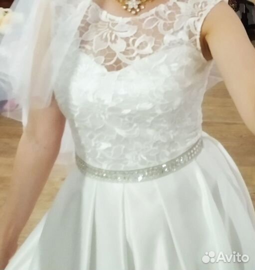Платье свадебное
