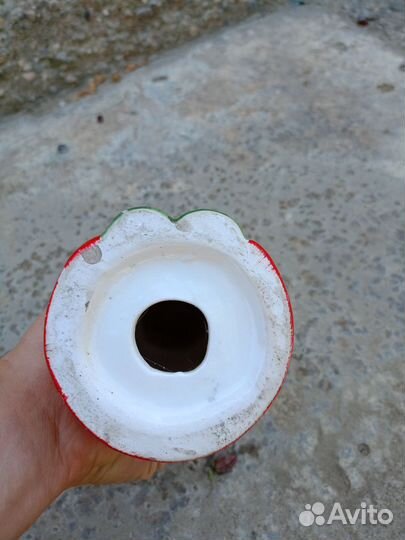 Фарфоровая статуэтка