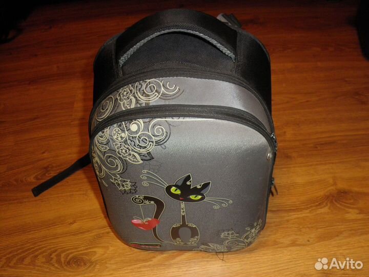 Школьный рюкзак