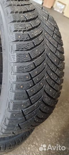 Michelin X-Ice North 4 225/55 R17