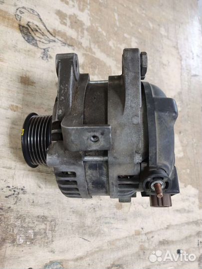 Генератор Тоёта Авенсис