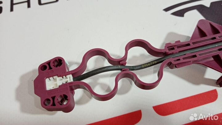 Разъем низковольтный Tesla Model 3 2019 1492754-2