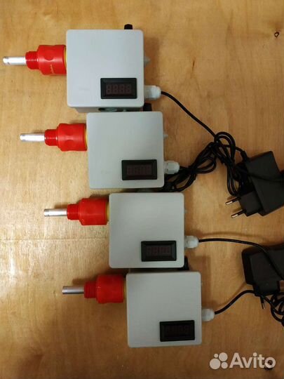 Нагнетатель дыма с вольтметром