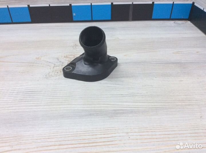 Крышка термостата Nissan Juke F15 2011-2019