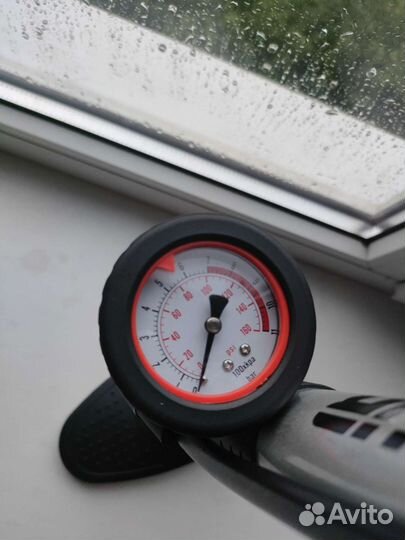 Насос велосипедный с манометром