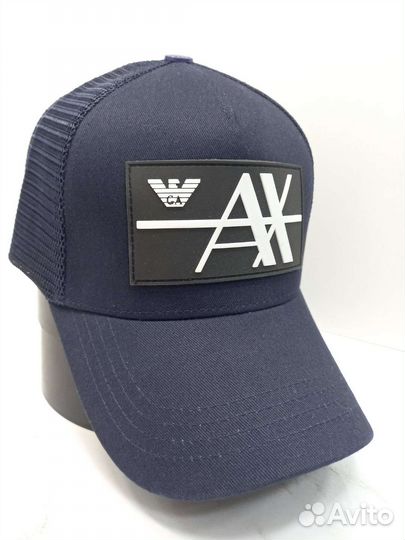 Бейсболки разных брендов