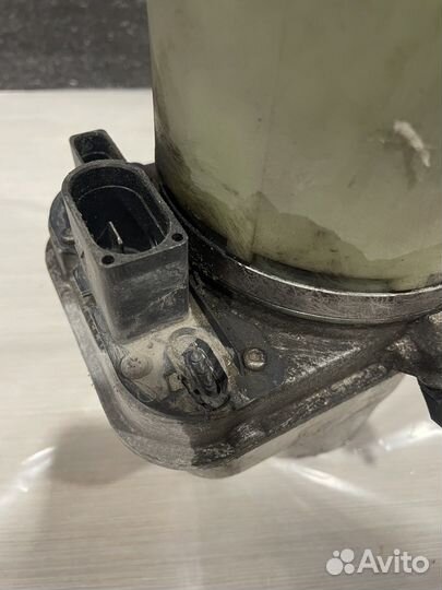 Насос Эгур Skoda Fabia 2 (дефект 1-го разъема )